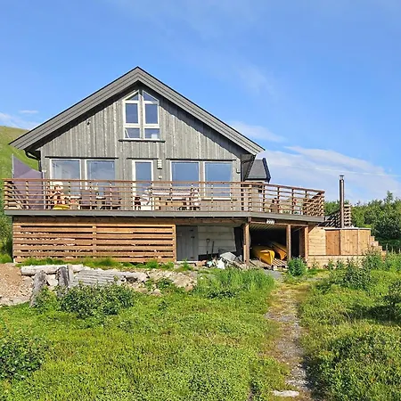 Stunning In With View Feriehus *