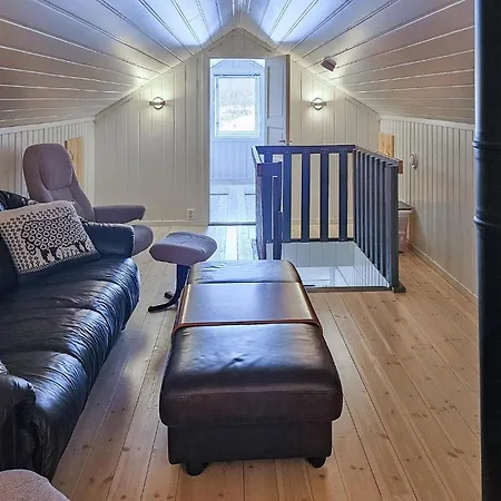 Vakantiehuis Stunning In With View